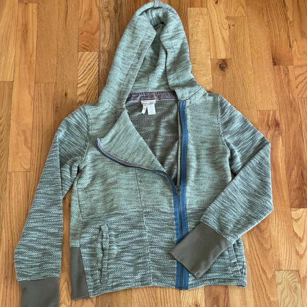 Matilda Jane Hoodie With Off Center Zip M